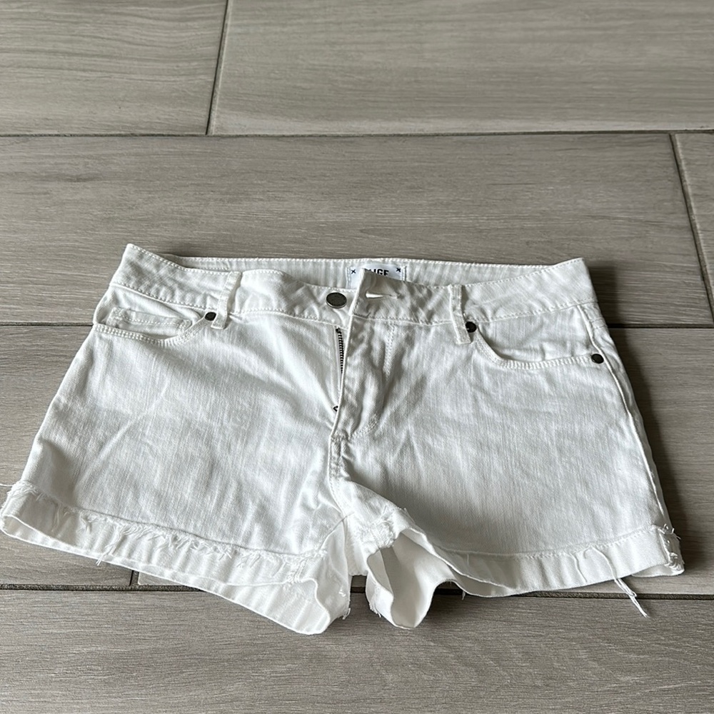 NEW!!! WOMENS PAIGE DEMIN WHITE SHORTS